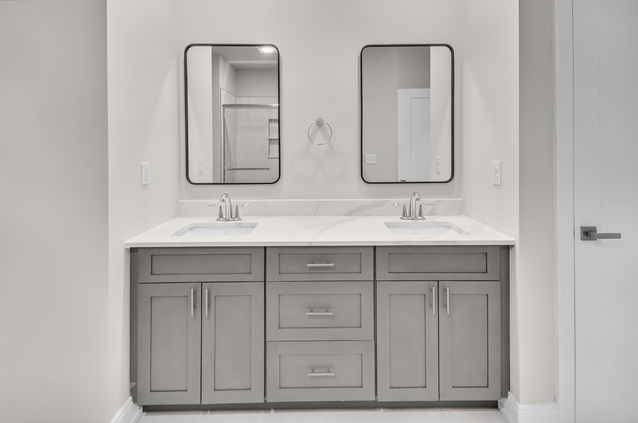 20-web-or-mls-020-601-vly-pointe-drive-niskayuna-ny-usa-016