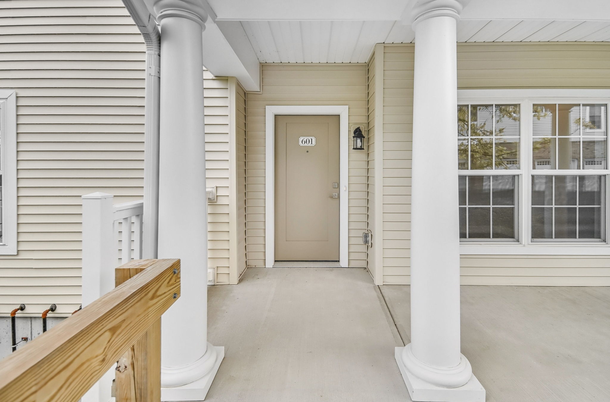 5-web-or-mls-005-601-vly-pointe-drive-niskayuna-ny-usa-022