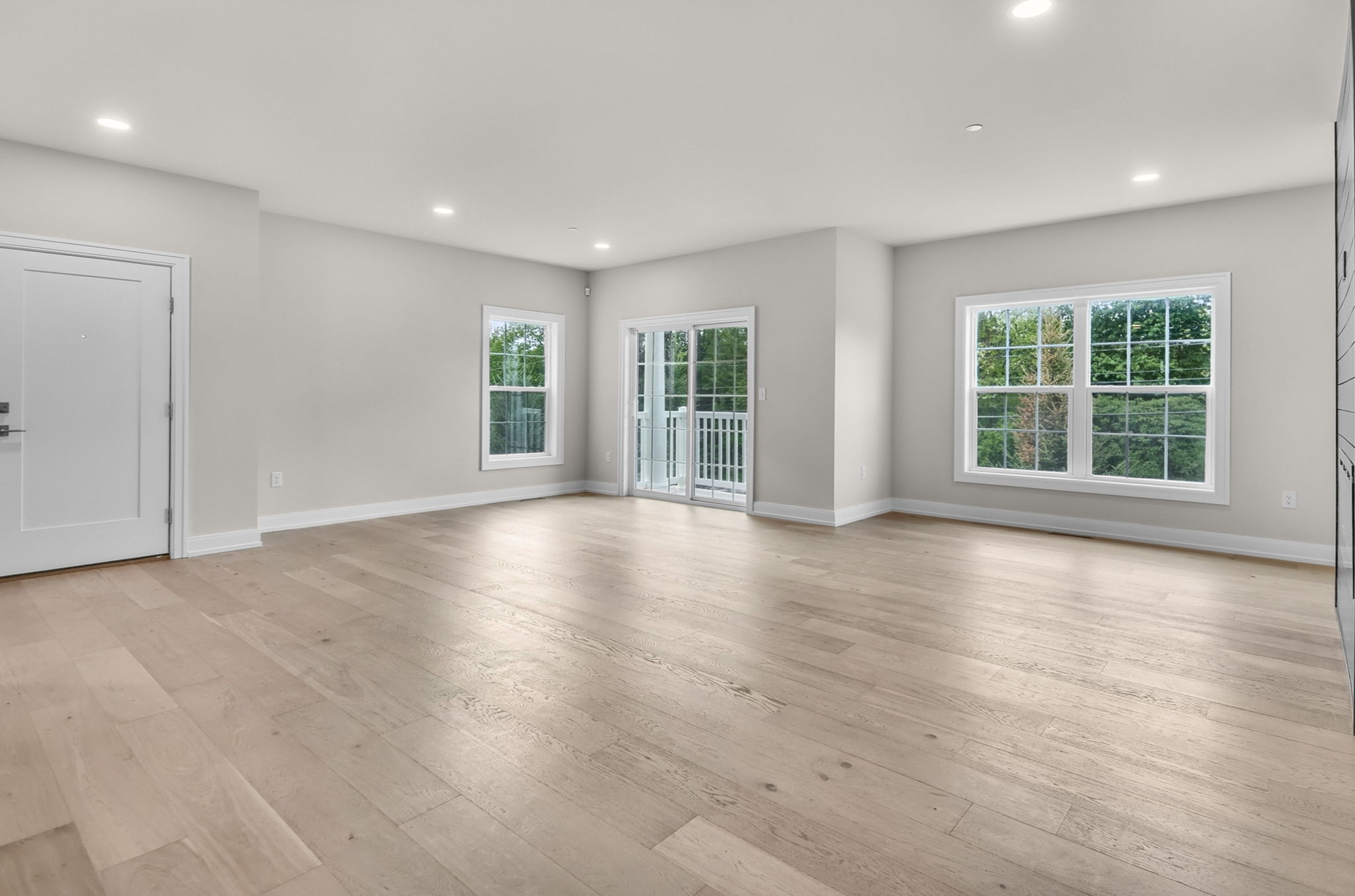 6-web-or-mls-006-601-vly-pointe-drive-niskayuna-ny-usa-008