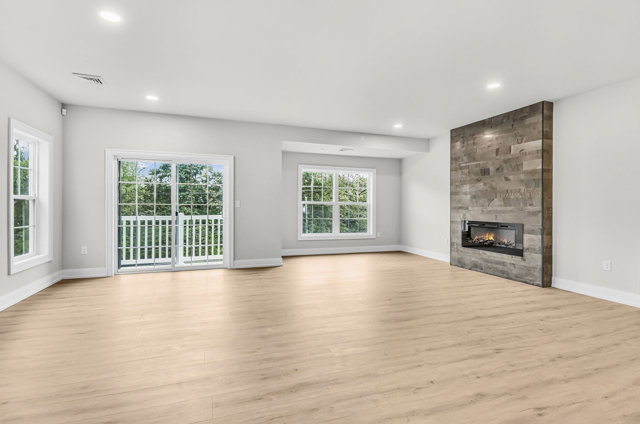 14-web-or-mls-014-605-vly-pointe-drive-schenectady-ny-usa-003