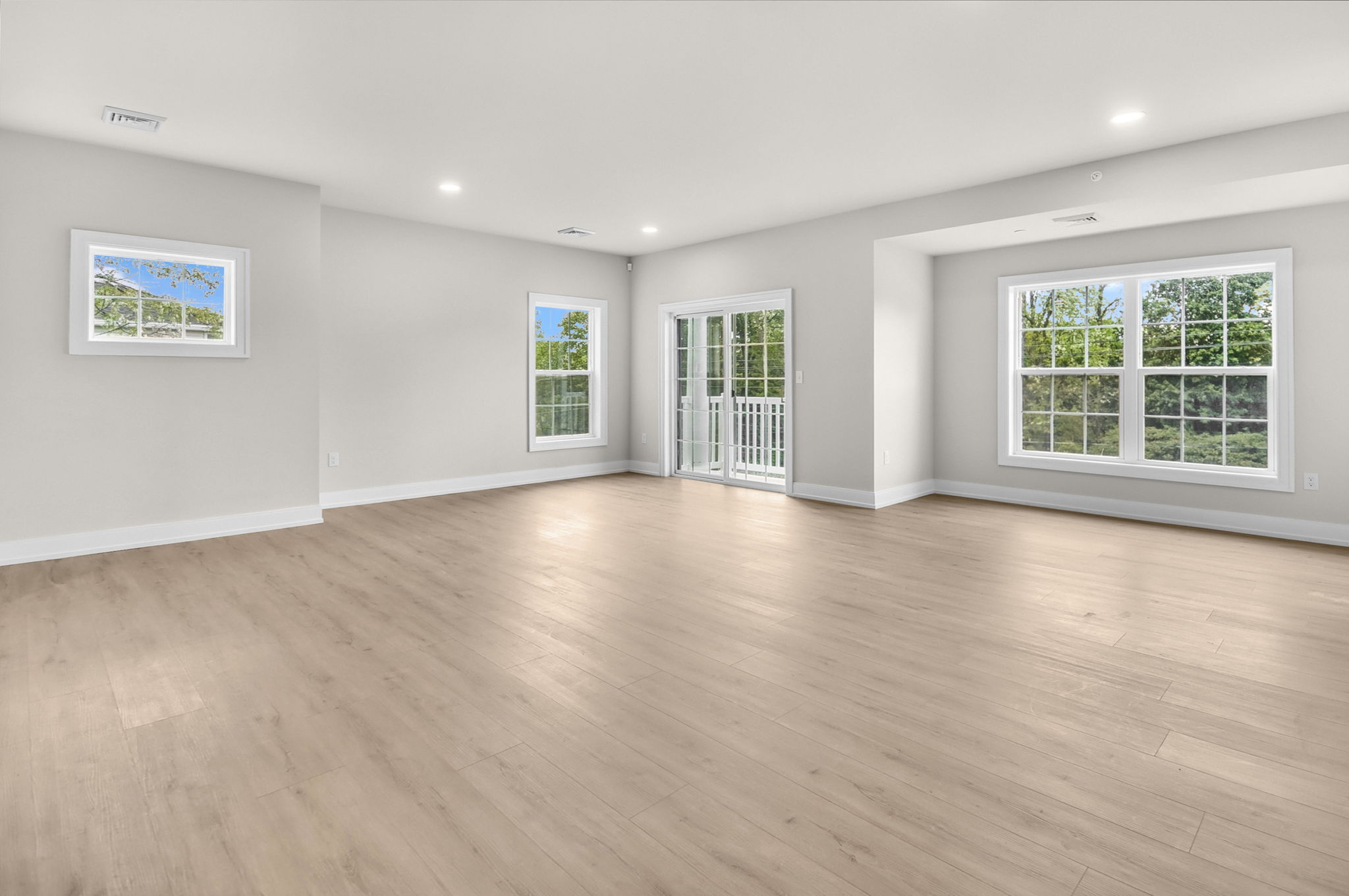15-web-or-mls-015-605-vly-pointe-drive-schenectady-ny-usa-026