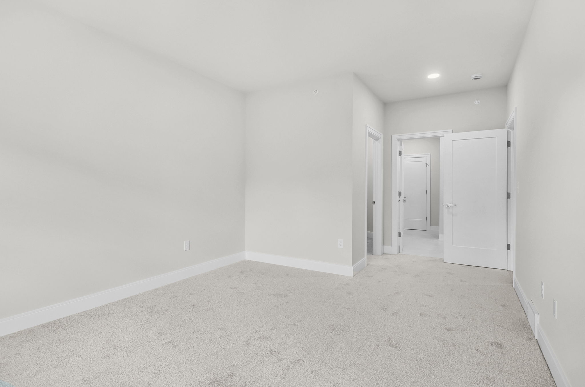 20-web-or-mls-020-605-vly-pointe-drive-schenectady-ny-usa-023
